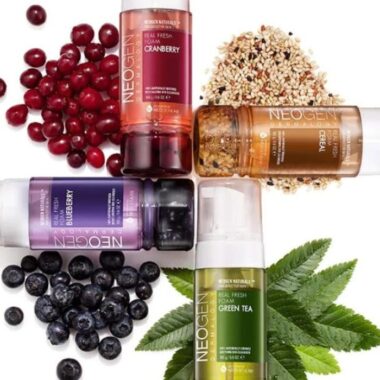 Clear and Glowing Skin with-REAL FRESH FOAM